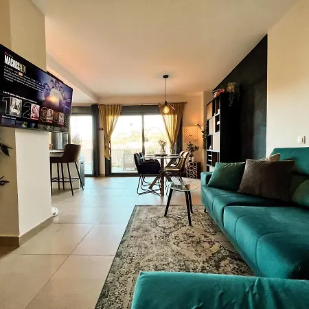Apartment Lovplaya *